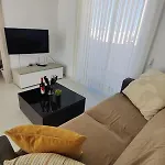Cozy Penthouse In Malta バルザン