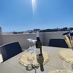 アパート Cozy Penthouse In Malta