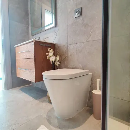 公寓 Cozy Penthouse In Malta Balzan