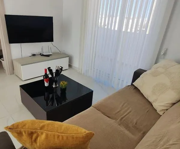 Cozy Penthouse In Malta Balzan