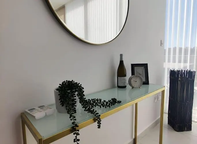 Cozy Penthouse In Malta Apartament